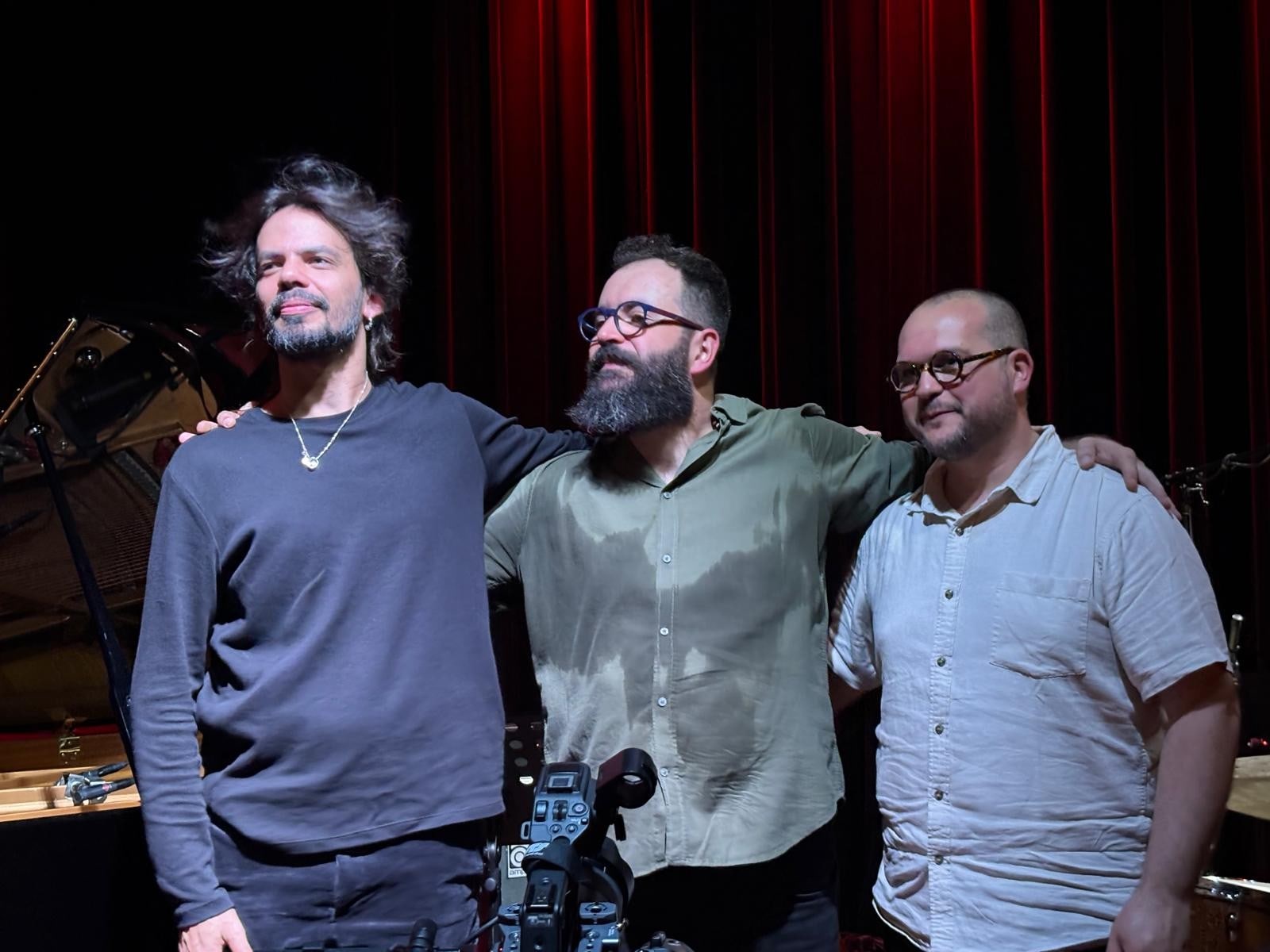 Salomão Soares Trio no palco do Teatro São Luiz, em Lisboa